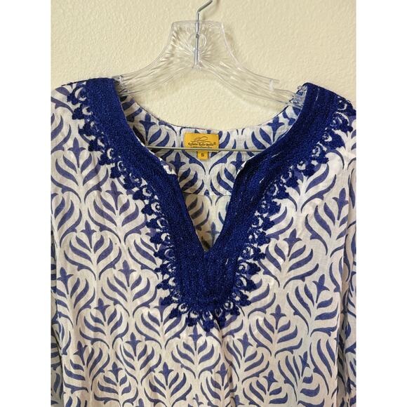 Roller Rabbit Tunic Embroidered Neckline Blue Top Size Smal - Picture 3 of 6